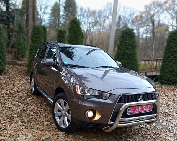 Коричневый Мицубиси Аутлендер, объемом двигателя 2.2 л и пробегом 155 тыс. км за 11350 $, фото 10 на Automoto.ua