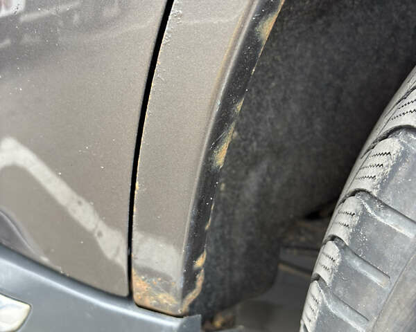 Коричневый Мицубиси Аутлендер, объемом двигателя 2.18 л и пробегом 259 тыс. км за 10900 $, фото 23 на Automoto.ua