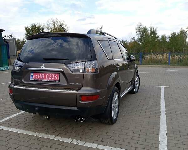 Коричневий Міцубісі Аутлендер, об'ємом двигуна 2.2 л та пробігом 155 тис. км за 11650 $, фото 13 на Automoto.ua