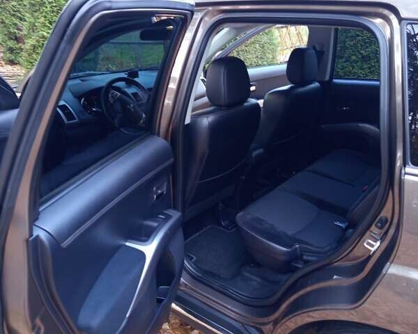 Коричневый Мицубиси Аутлендер, объемом двигателя 2.2 л и пробегом 155 тыс. км за 11350 $, фото 60 на Automoto.ua