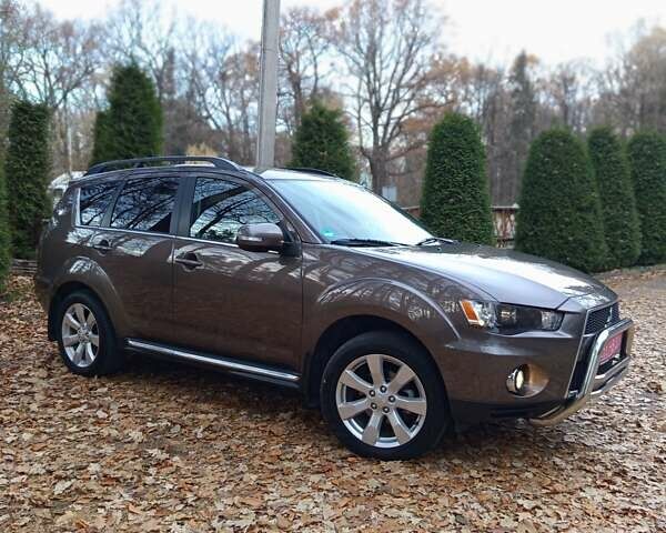 Коричневый Мицубиси Аутлендер, объемом двигателя 2.2 л и пробегом 155 тыс. км за 11350 $, фото 12 на Automoto.ua