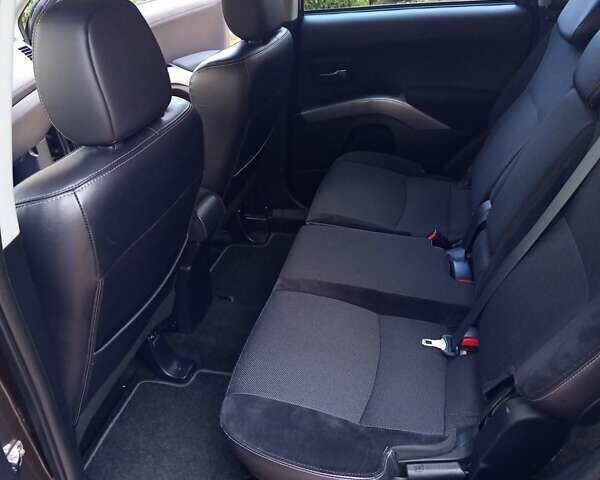 Коричневый Мицубиси Аутлендер, объемом двигателя 2.2 л и пробегом 155 тыс. км за 11350 $, фото 61 на Automoto.ua