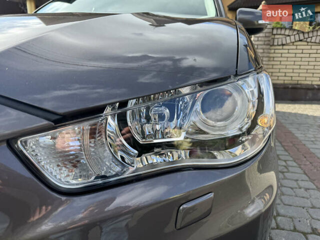 Коричневий Міцубісі Аутлендер, об'ємом двигуна 2.2 л та пробігом 165 тис. км за 12600 $, фото 13 на Automoto.ua