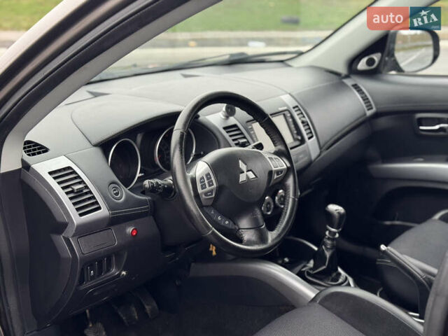 Коричневий Міцубісі Аутлендер, об'ємом двигуна 2.2 л та пробігом 197 тис. км за 11750 $, фото 16 на Automoto.ua
