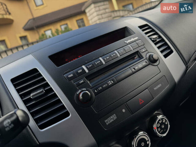 Коричневий Міцубісі Аутлендер, об'ємом двигуна 2.2 л та пробігом 165 тис. км за 12600 $, фото 50 на Automoto.ua