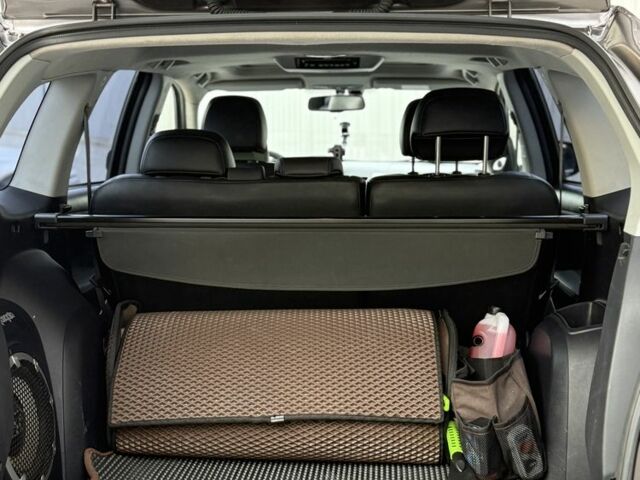 Коричневый Мицубиси Аутлендер, объемом двигателя 2.4 л и пробегом 191 тыс. км за 10900 $, фото 4 на Automoto.ua