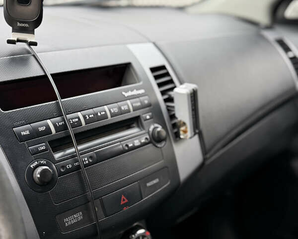 Коричневый Мицубиси Аутлендер, объемом двигателя 2.36 л и пробегом 191 тыс. км за 10900 $, фото 6 на Automoto.ua