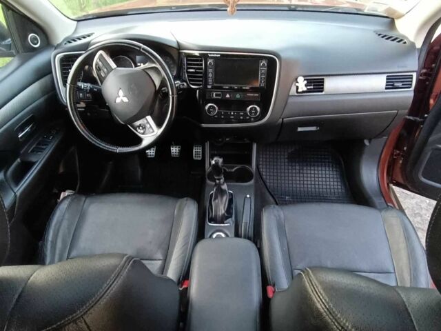 Коричневый Мицубиси Аутлендер, объемом двигателя 2.2 л и пробегом 210 тыс. км за 12500 $, фото 5 на Automoto.ua