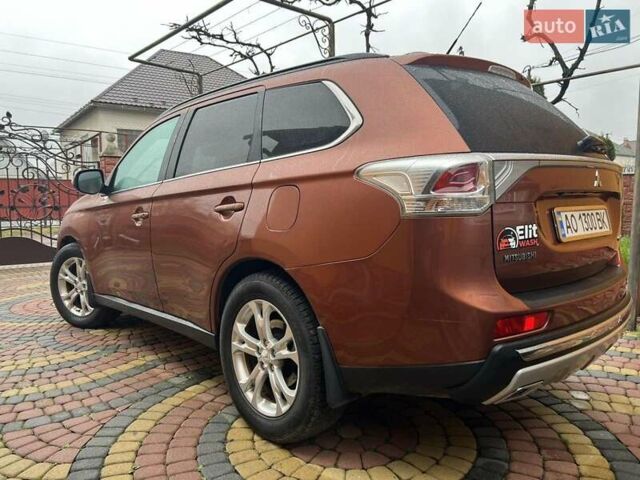 Коричневый Мицубиси Аутлендер, объемом двигателя 2.3 л и пробегом 317 тыс. км за 13000 $, фото 4 на Automoto.ua