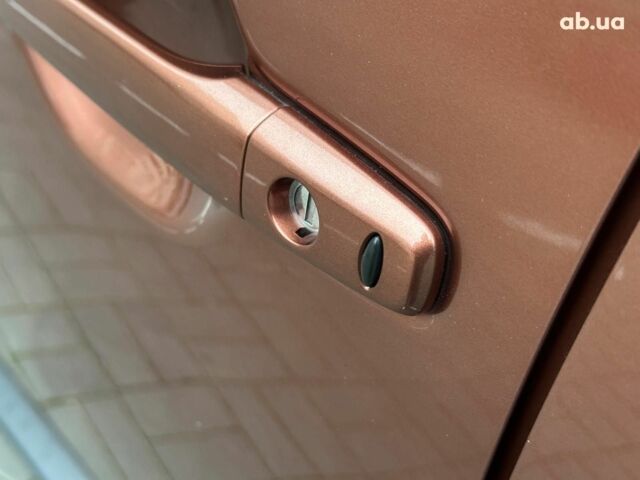 Коричневый Мицубиси Аутлендер, объемом двигателя 2.4 л и пробегом 267 тыс. км за 11990 $, фото 7 на Automoto.ua