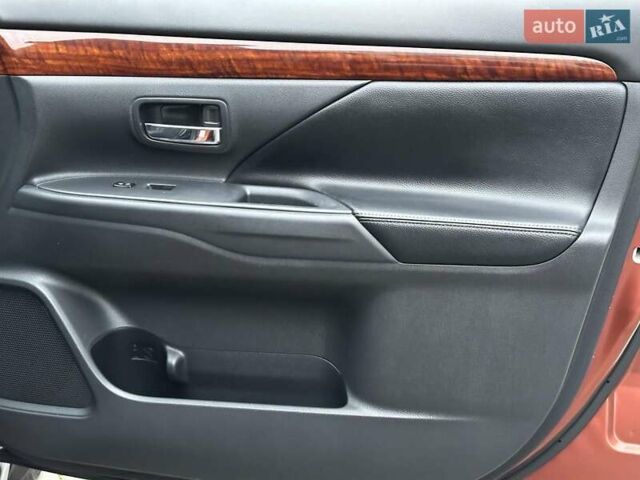 Коричневий Міцубісі Аутлендер, об'ємом двигуна 2.4 л та пробігом 267 тис. км за 11990 $, фото 21 на Automoto.ua