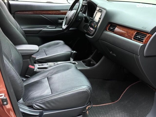 Коричневый Мицубиси Аутлендер, объемом двигателя 2.4 л и пробегом 267 тыс. км за 11990 $, фото 20 на Automoto.ua