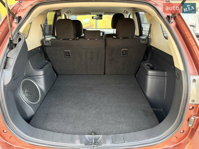 Коричневый Мицубиси Аутлендер, объемом двигателя 2.2 л и пробегом 218 тыс. км за 14500 $, фото 40 на Automoto.ua