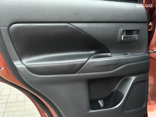 Коричневый Мицубиси Аутлендер, объемом двигателя 2.4 л и пробегом 267 тыс. км за 11990 $, фото 14 на Automoto.ua