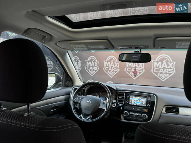 Коричневий Міцубісі Аутлендер, об'ємом двигуна 3 л та пробігом 170 тис. км за 14800 $, фото 15 на Automoto.ua