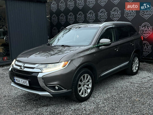 Коричневый Мицубиси Аутлендер, объемом двигателя 3 л и пробегом 170 тыс. км за 15900 $, фото 3 на Automoto.ua