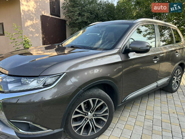 Коричневий Міцубісі Аутлендер, об'ємом двигуна 2.3 л та пробігом 256 тис. км за 16399 $, фото 7 на Automoto.ua