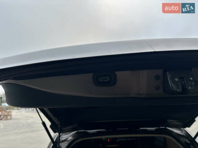 Коричневый Мицубиси Аутлендер, объемом двигателя 3 л и пробегом 164 тыс. км за 14800 $, фото 18 на Automoto.ua