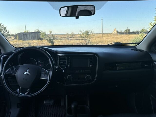 Міцубісі Аутлендер 2016 у Кривому Розі на Automoto.ua Коричневий Міцубісі Аутлендер, об'ємом двигуна 2.4 л та пробігом 185 тис. км за 13600 $, фото 3 на Automoto.ua