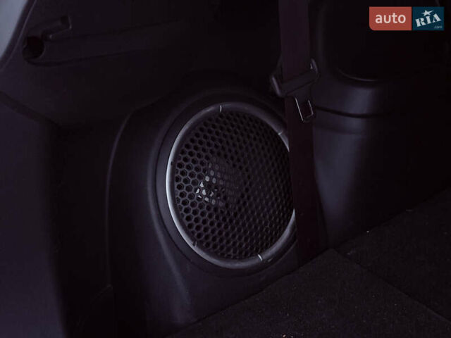 Коричневый Мицубиси Аутлендер, объемом двигателя 2.36 л и пробегом 188 тыс. км за 13000 $, фото 24 на Automoto.ua