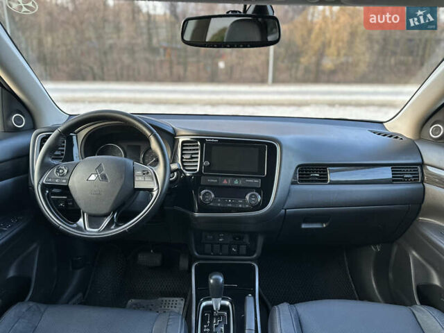 Коричневый Мицубиси Аутлендер, объемом двигателя 2.36 л и пробегом 115 тыс. км за 15500 $, фото 25 на Automoto.ua