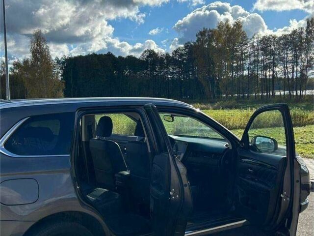 Коричневый Мицубиси Аутлендер, объемом двигателя 2 л и пробегом 160 тыс. км за 13699 $, фото 4 на Automoto.ua