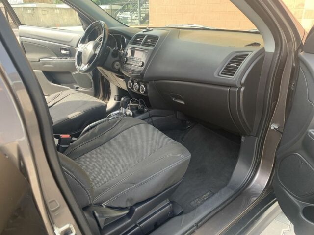 Коричневый Мицубиси Аутлендер, объемом двигателя 2 л и пробегом 210 тыс. км за 12500 $, фото 14 на Automoto.ua