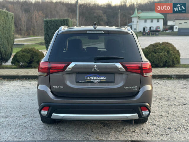 Коричневый Мицубиси Аутлендер, объемом двигателя 2.36 л и пробегом 115 тыс. км за 15500 $, фото 9 на Automoto.ua
