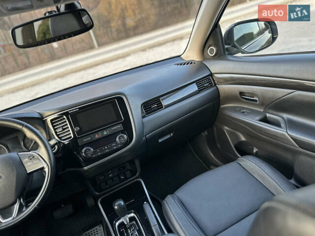 Коричневый Мицубиси Аутлендер, объемом двигателя 2.36 л и пробегом 115 тыс. км за 15500 $, фото 27 на Automoto.ua