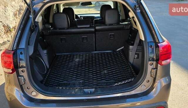 Коричневый Мицубиси Аутлендер, объемом двигателя 2.36 л и пробегом 168 тыс. км за 16500 $, фото 17 на Automoto.ua