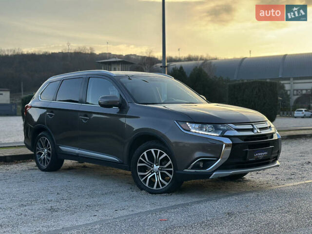 Коричневый Мицубиси Аутлендер, объемом двигателя 2.36 л и пробегом 115 тыс. км за 15500 $, фото 4 на Automoto.ua