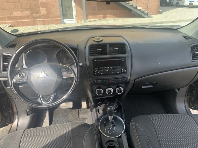 Коричневый Мицубиси Аутлендер, объемом двигателя 2 л и пробегом 210 тыс. км за 12500 $, фото 11 на Automoto.ua