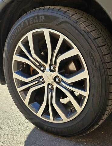 Коричневый Мицубиси Аутлендер, объемом двигателя 2.36 л и пробегом 168 тыс. км за 16500 $, фото 20 на Automoto.ua