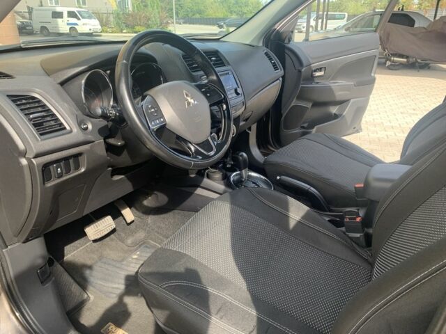 Коричневый Мицубиси Аутлендер, объемом двигателя 2 л и пробегом 210 тыс. км за 12500 $, фото 10 на Automoto.ua