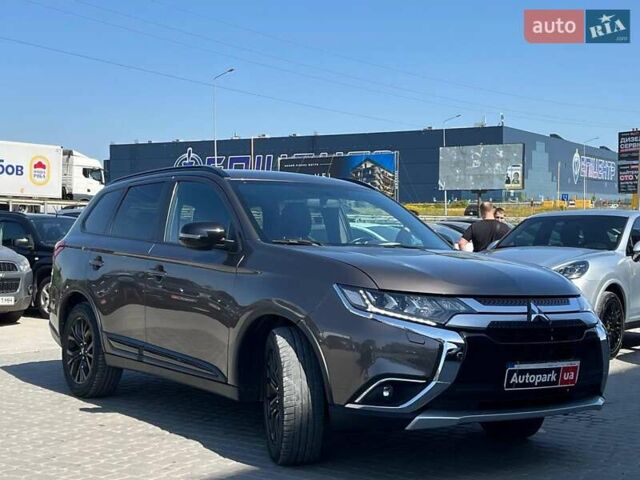Коричневий Міцубісі Аутлендер, об'ємом двигуна 2.4 л та пробігом 134 тис. км за 15490 $, фото 2 на Automoto.ua
