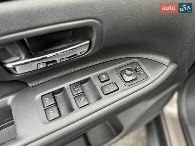 Коричневый Мицубиси Аутлендер, объемом двигателя 2 л и пробегом 154 тыс. км за 14999 $, фото 41 на Automoto.ua