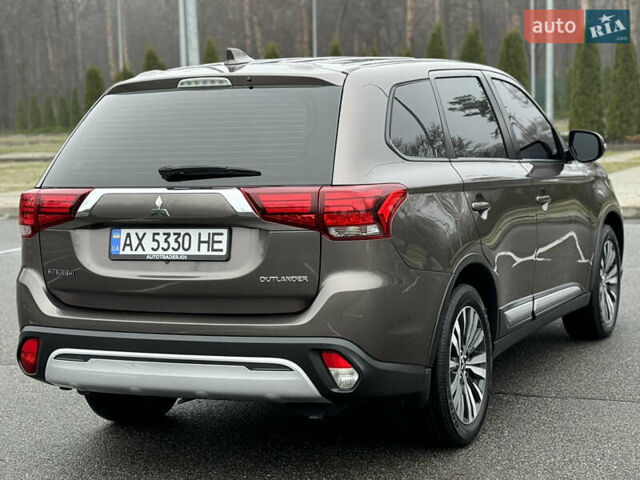 Коричневый Мицубиси Аутлендер, объемом двигателя 2 л и пробегом 154 тыс. км за 14999 $, фото 12 на Automoto.ua