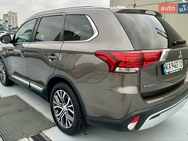 Коричневый Мицубиси Аутлендер, объемом двигателя 2.4 л и пробегом 192 тыс. км за 19500 $, фото 31 на Automoto.ua