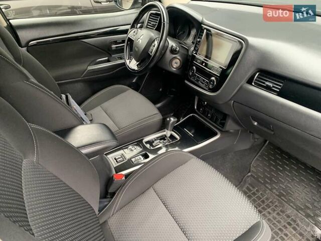 Коричневий Міцубісі Аутлендер, об'ємом двигуна 2 л та пробігом 125 тис. км за 18700 $, фото 84 на Automoto.ua