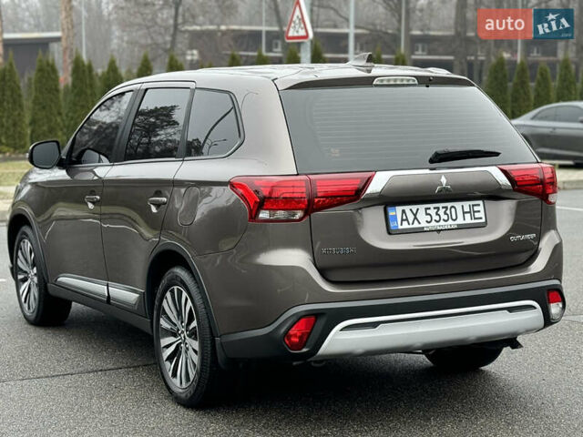 Коричневый Мицубиси Аутлендер, объемом двигателя 2 л и пробегом 154 тыс. км за 14999 $, фото 13 на Automoto.ua