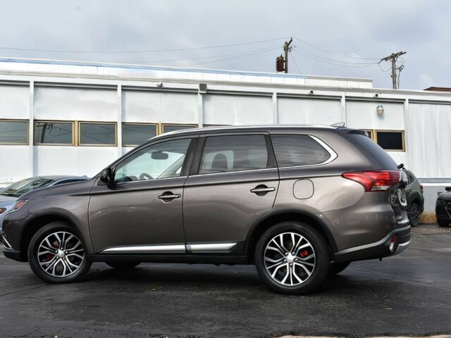 Коричневый Мицубиси Аутлендер, объемом двигателя 2.4 л и пробегом 43 тыс. км за 9650 $, фото 3 на Automoto.ua