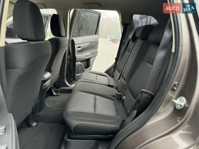 Коричневый Мицубиси Аутлендер, объемом двигателя 2 л и пробегом 154 тыс. км за 14999 $, фото 47 на Automoto.ua