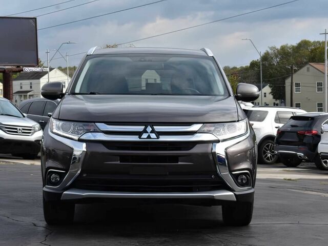 Коричневый Мицубиси Аутлендер, объемом двигателя 2.4 л и пробегом 43 тыс. км за 9650 $, фото 1 на Automoto.ua