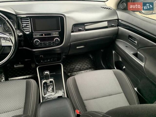 Коричневий Міцубісі Аутлендер, об'ємом двигуна 2 л та пробігом 125 тис. км за 18700 $, фото 109 на Automoto.ua