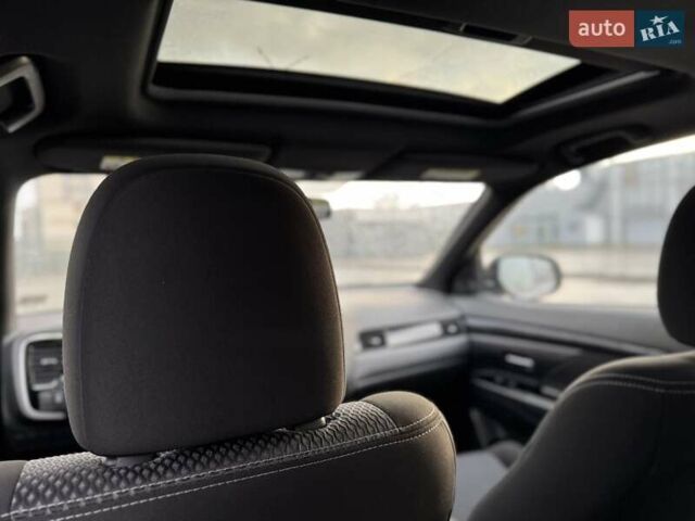 Коричневый Мицубиси Аутлендер, объемом двигателя 2.36 л и пробегом 58 тыс. км за 19500 $, фото 20 на Automoto.ua