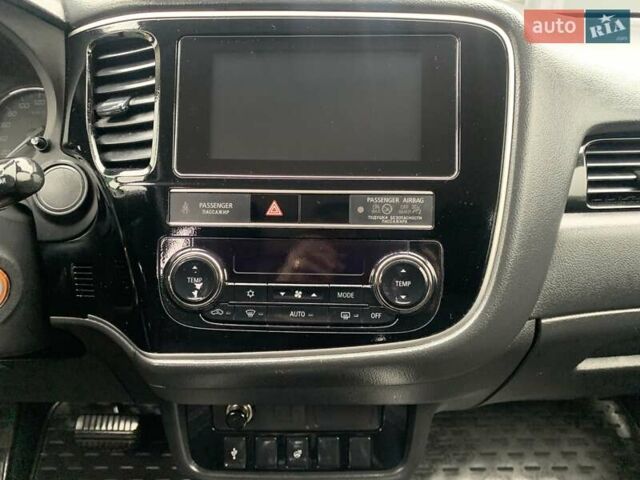 Коричневий Міцубісі Аутлендер, об'ємом двигуна 2 л та пробігом 125 тис. км за 18700 $, фото 93 на Automoto.ua