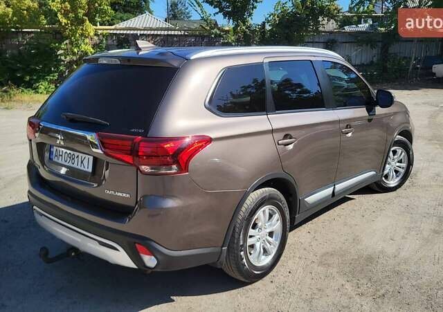Коричневый Мицубиси Аутлендер, объемом двигателя 2 л и пробегом 175 тыс. км за 18900 $, фото 10 на Automoto.ua