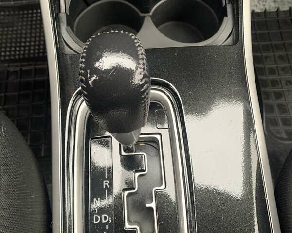 Коричневий Міцубісі Аутлендер, об'ємом двигуна 2 л та пробігом 125 тис. км за 18700 $, фото 104 на Automoto.ua