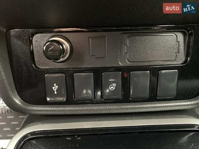 Коричневий Міцубісі Аутлендер, об'ємом двигуна 2 л та пробігом 125 тис. км за 18700 $, фото 103 на Automoto.ua