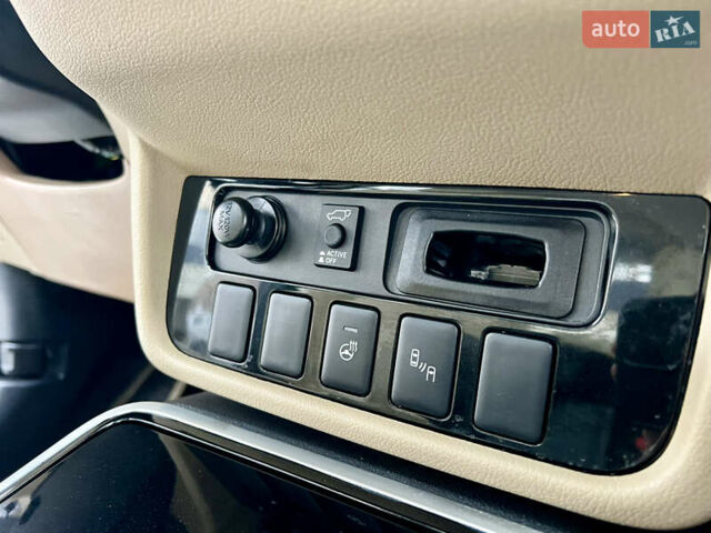 Коричневый Мицубиси Аутлендер, объемом двигателя 2.4 л и пробегом 192 тыс. км за 19500 $, фото 8 на Automoto.ua